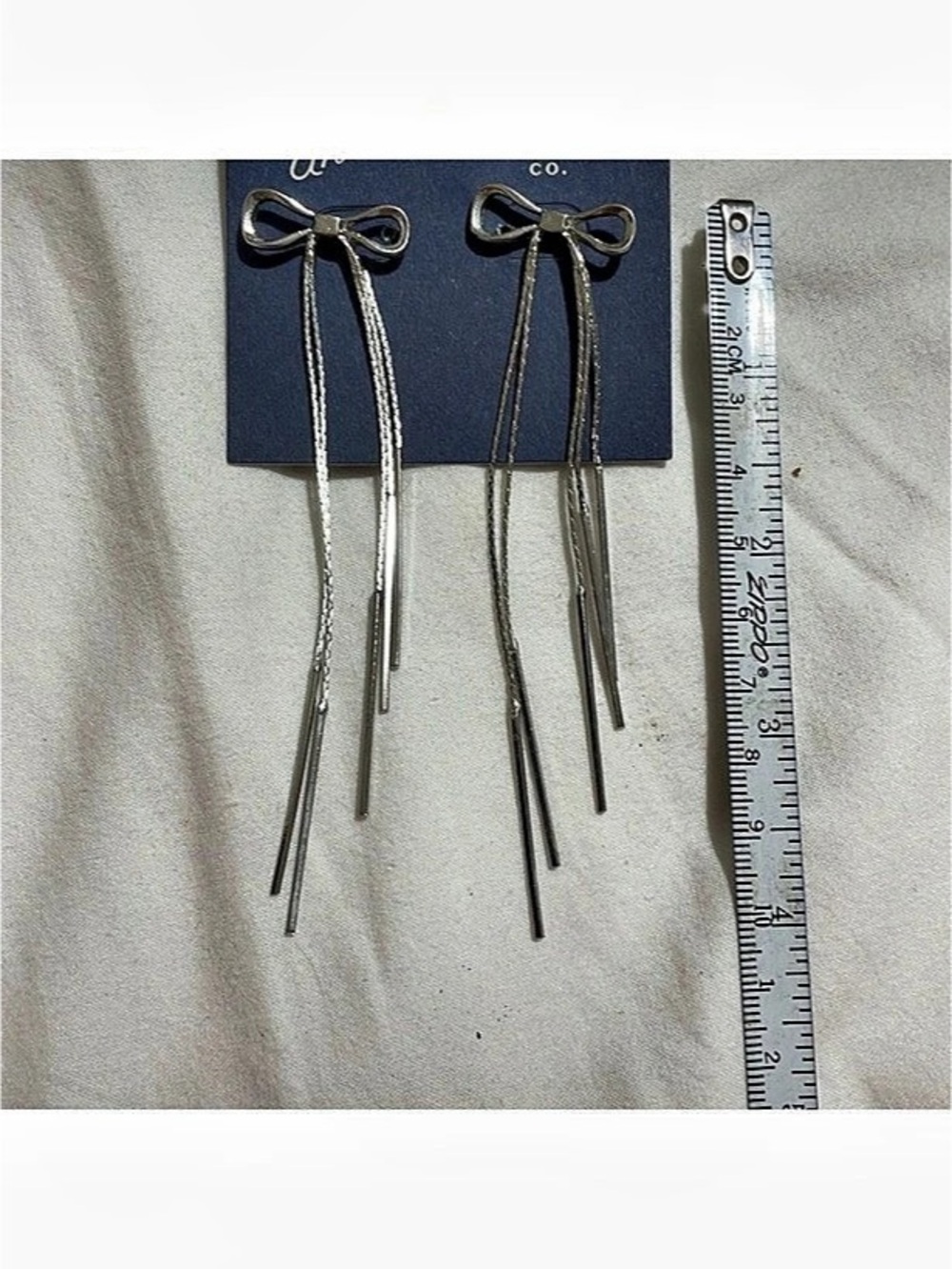 Long Chain Bow Earrings in Black & Silver Like New